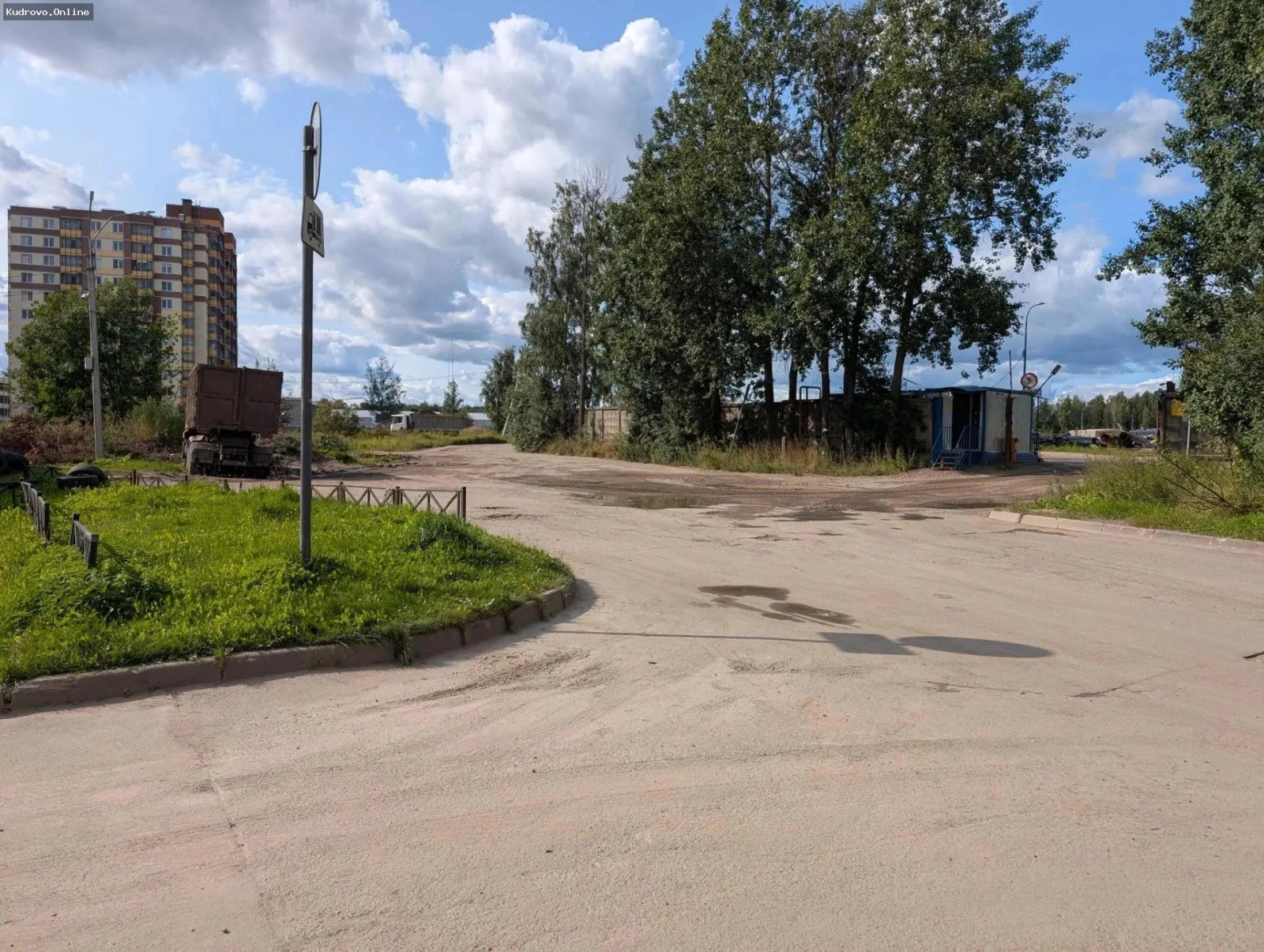 Обновление инфраструктуры в  Янино-1: реконструкция улицы Военный городок
