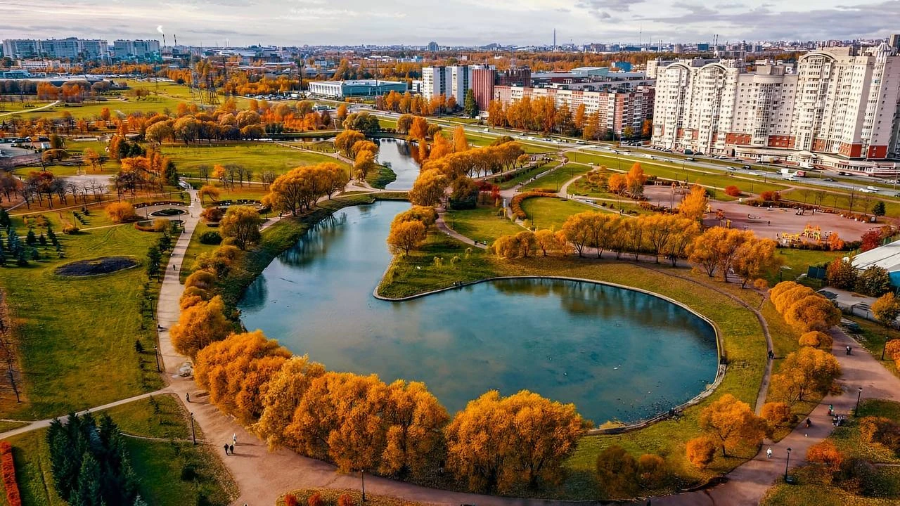 Парк Малиновка: пруды и тихие аллеи в Красногвардейском районе